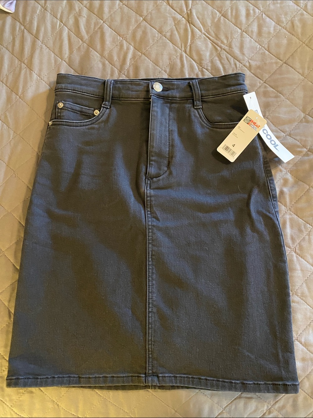 NWT 32 Degrees Black Denim Skirt
